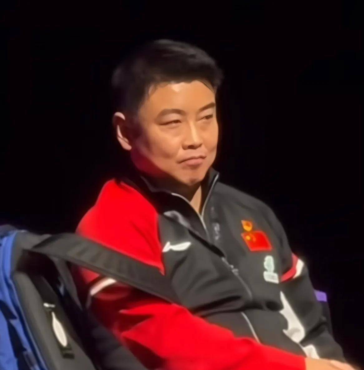 包含瑞典乒乓球队逆转中国乒乓球队，王皓爆发神勇的词条