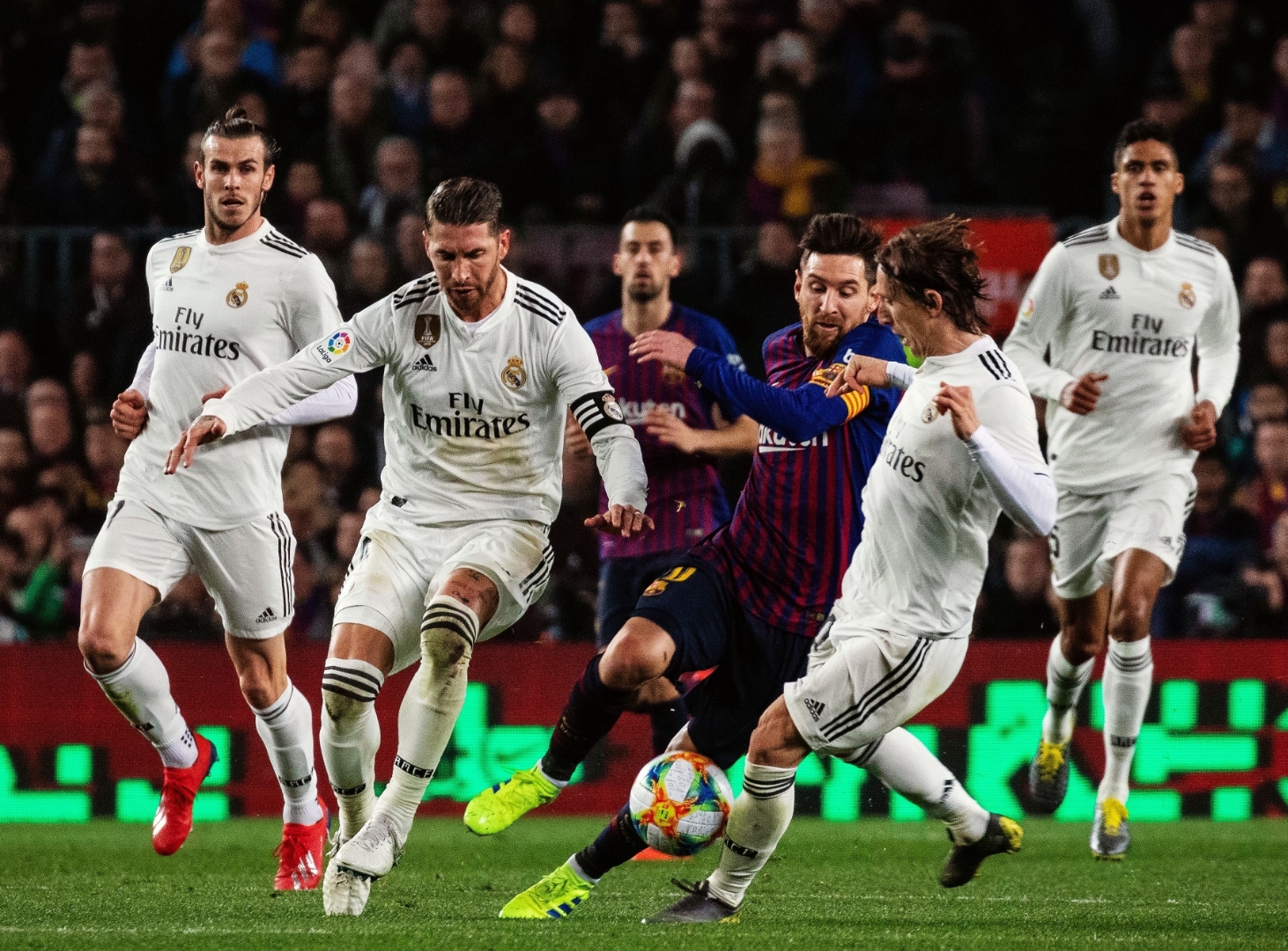 九游娱乐-马德里竞技主场领先失利，皇马精彩逆袭