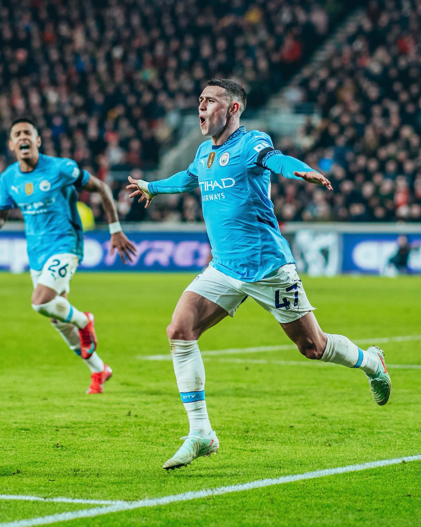 布伦特福德客场喜获三分，终结失利