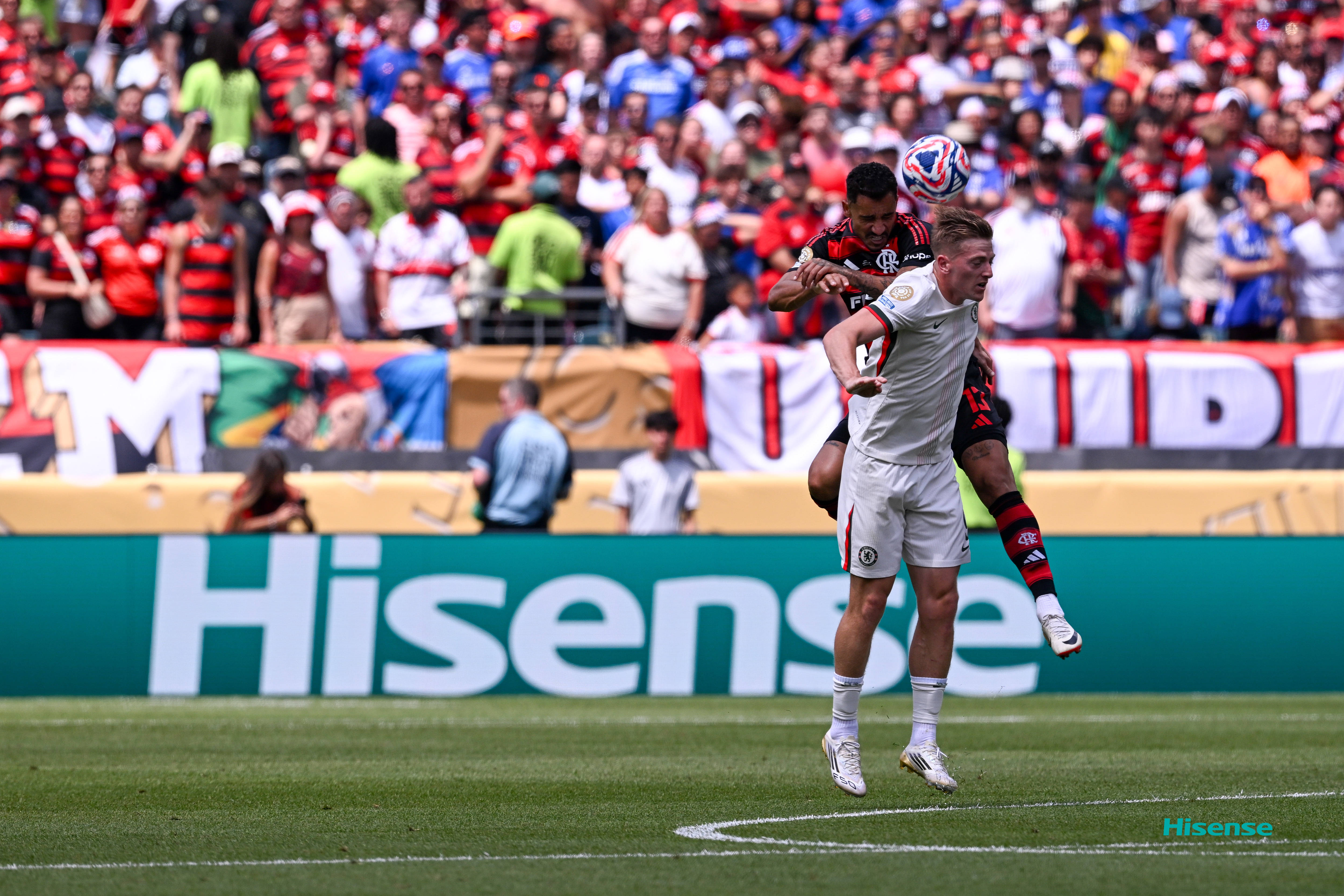 九游游戏-欧洲豪门对阵场面较量激烈丝毫不输的简单介绍