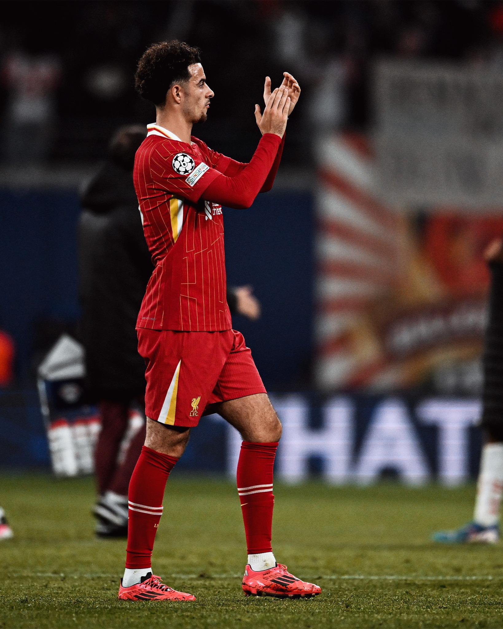 关于利物浦胜出比赛,向冠军发起冲击的信息 关于利物浦胜出比赛,向冠军发起冲击的信息