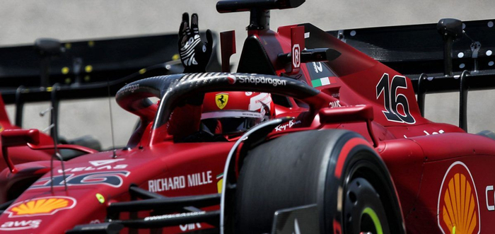 包含阿斯顿马丁险胜威廉姆斯，勒克莱尔惊艳四座的词条