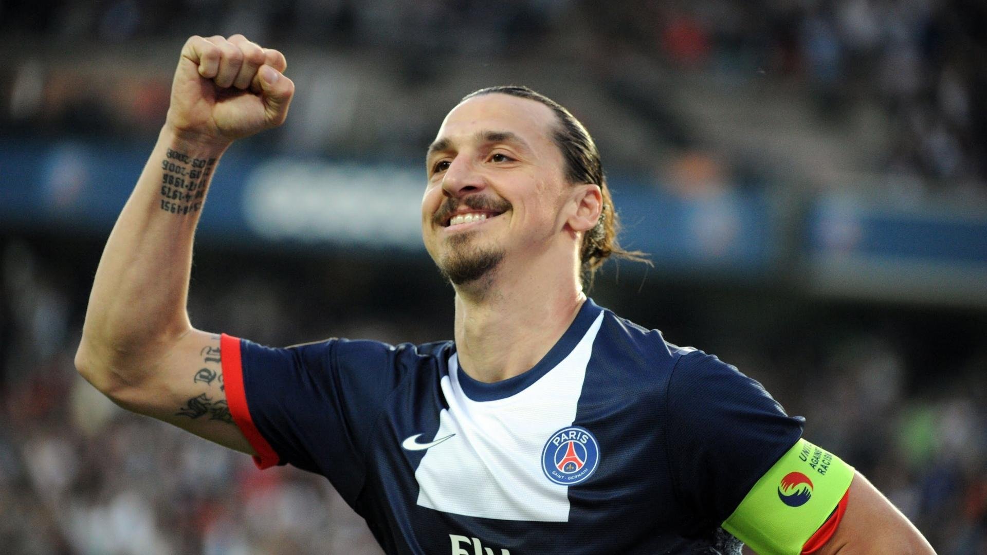 暗夜极速，文班亚马扛起全队的F1街道赛之战